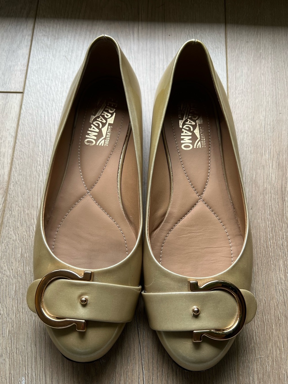 Salvatore Ferragamo Metallic Gold Rounded Toe Ballet Flats with Signature Buckle